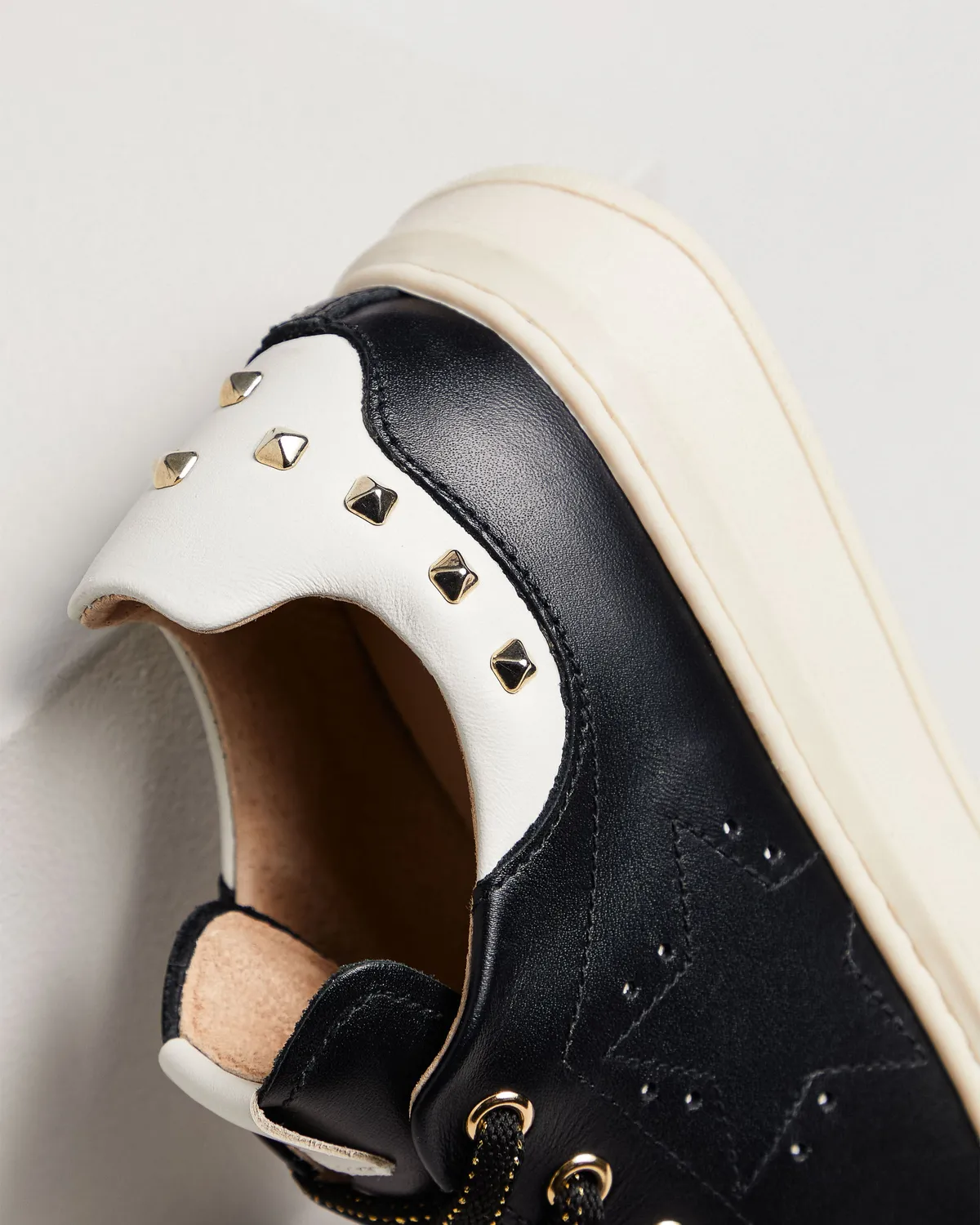 NeroGiardini sneakers fete piele teen toamna