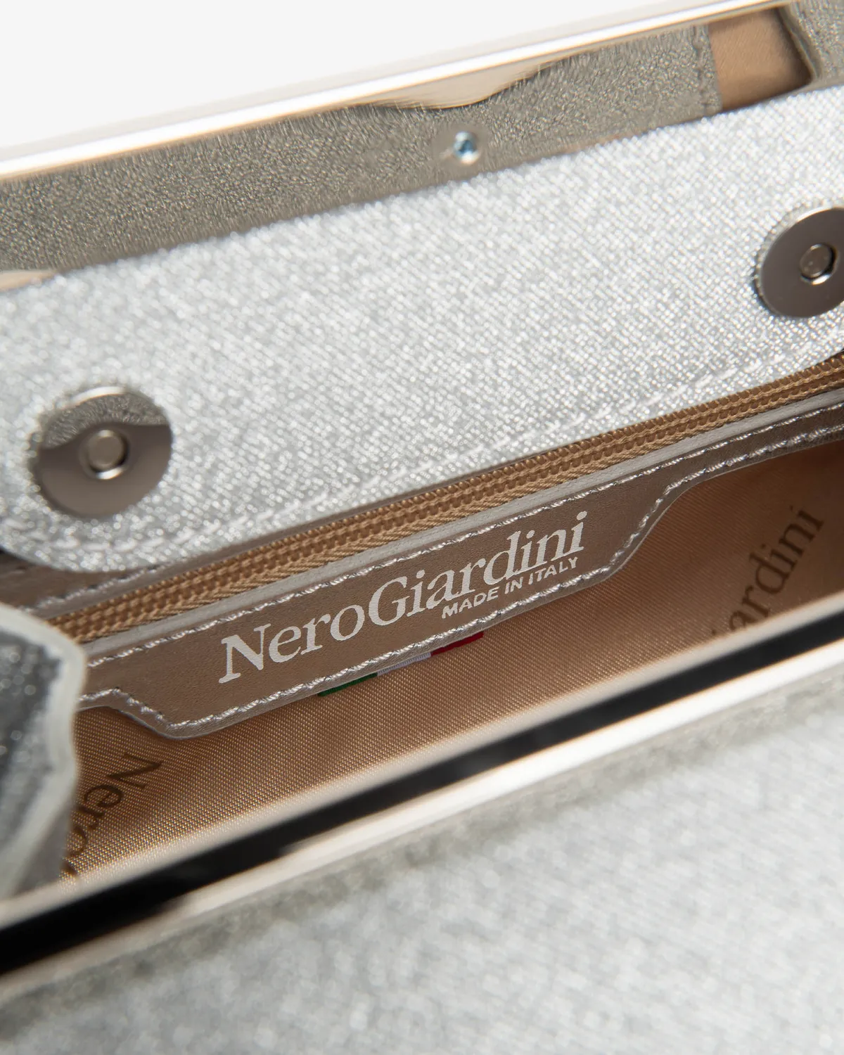 NeroGiardini Plic Premium Material Tehnic Elegant PZ