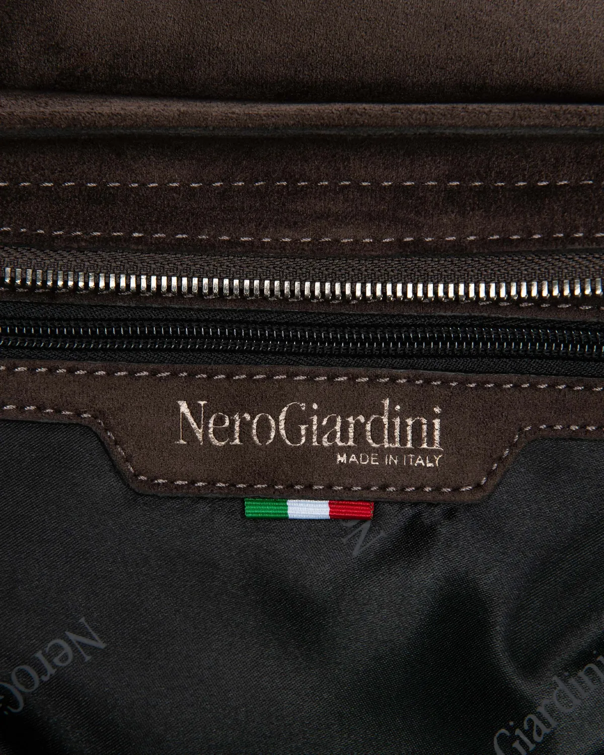 NeroGiardini geantă crossbody damă piele întoarsă