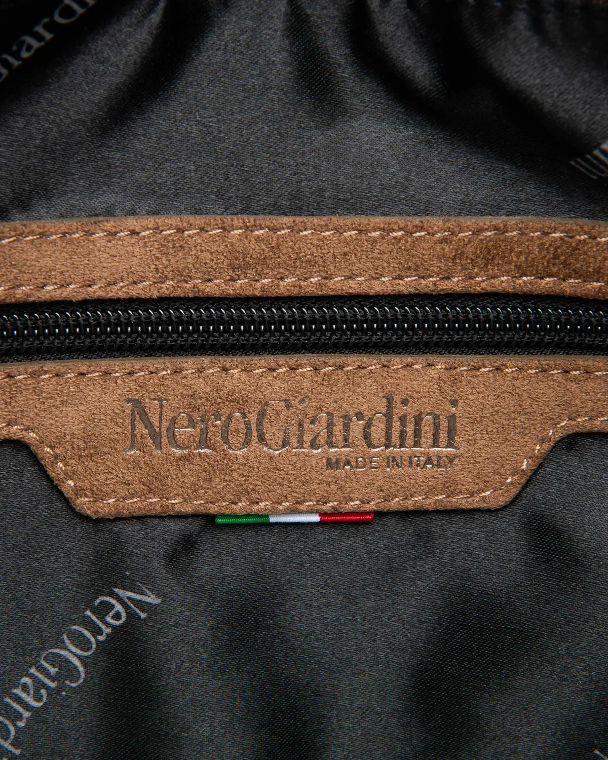NeroGiardini geanta hobo piele intoarsa marime unica