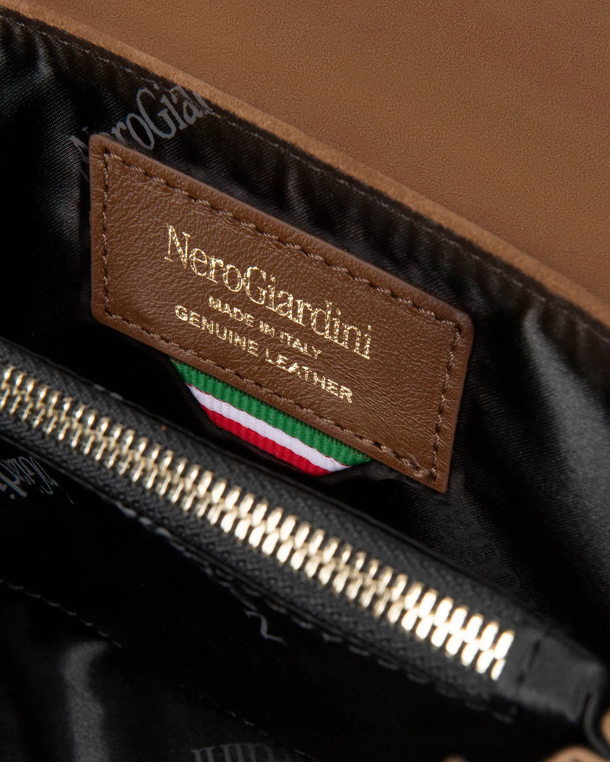 NeroGiardini plic dama piele animal print