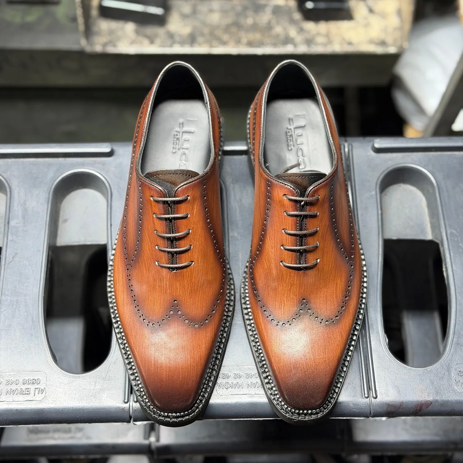 Lucas Shoes Elegant 906 pantofi coniac patina piele