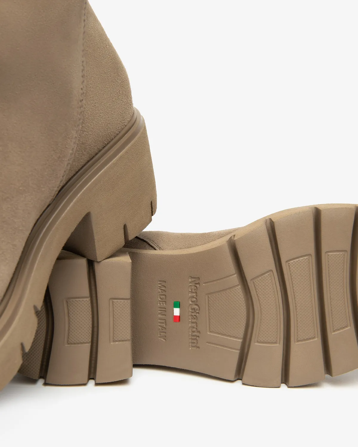 NeroGiardini botine piele intoarsa dama memory