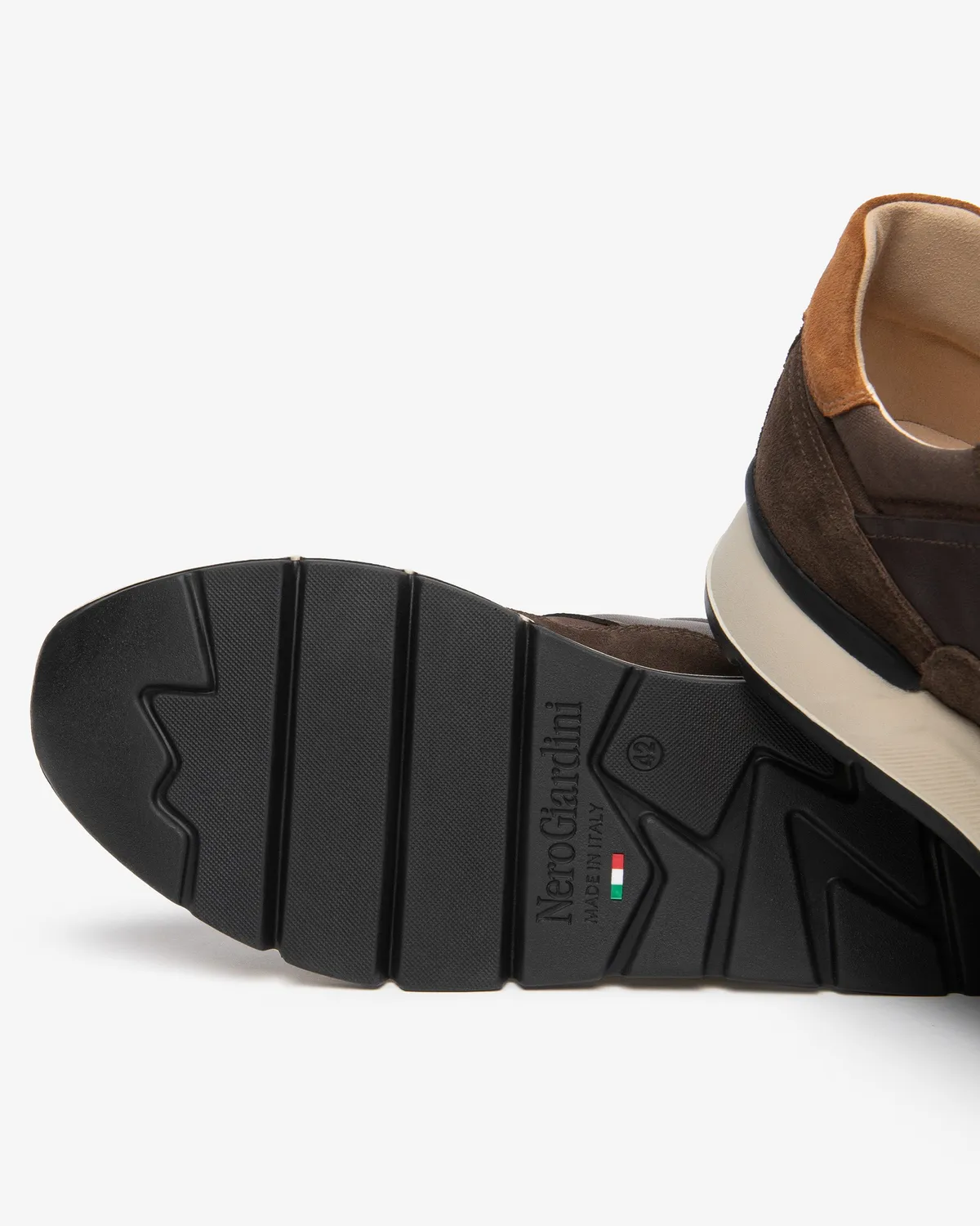 NeroGiardini sneakers barbati piele intoarsa si panza