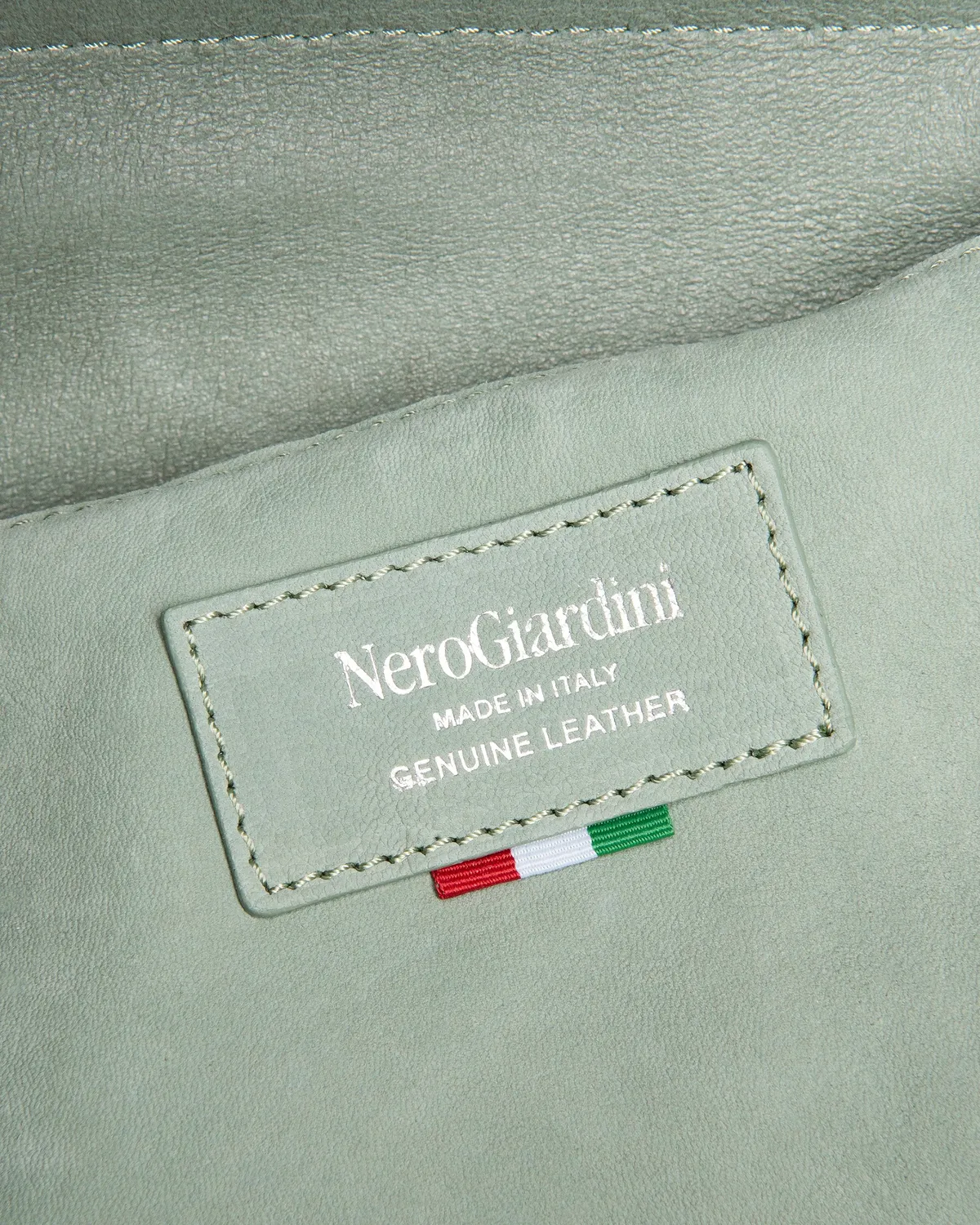 NeroGiardini geanta bucket piele intoarsa maro