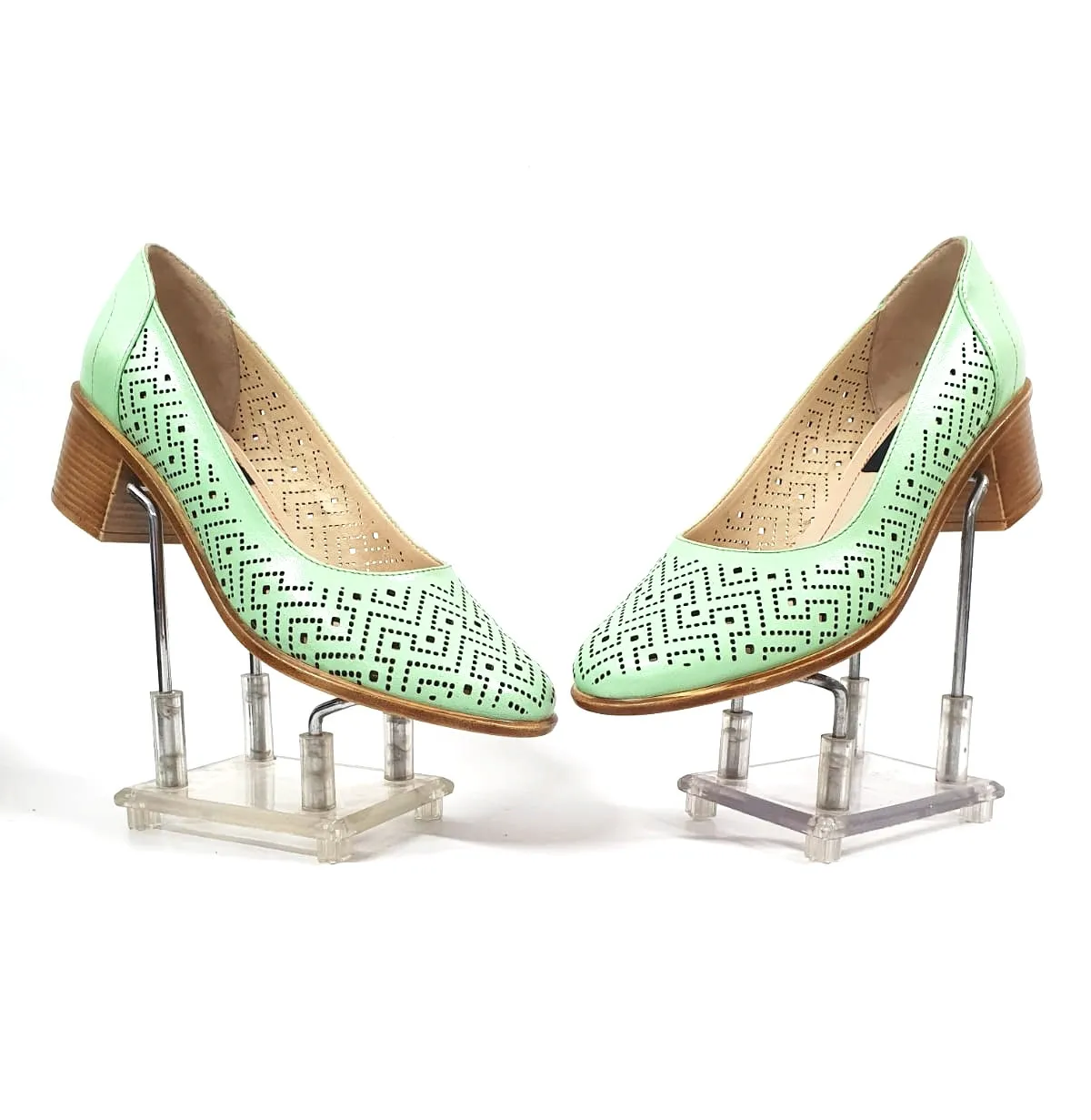 Catinca Shoes T14 VN pantofi perforati piele vernil