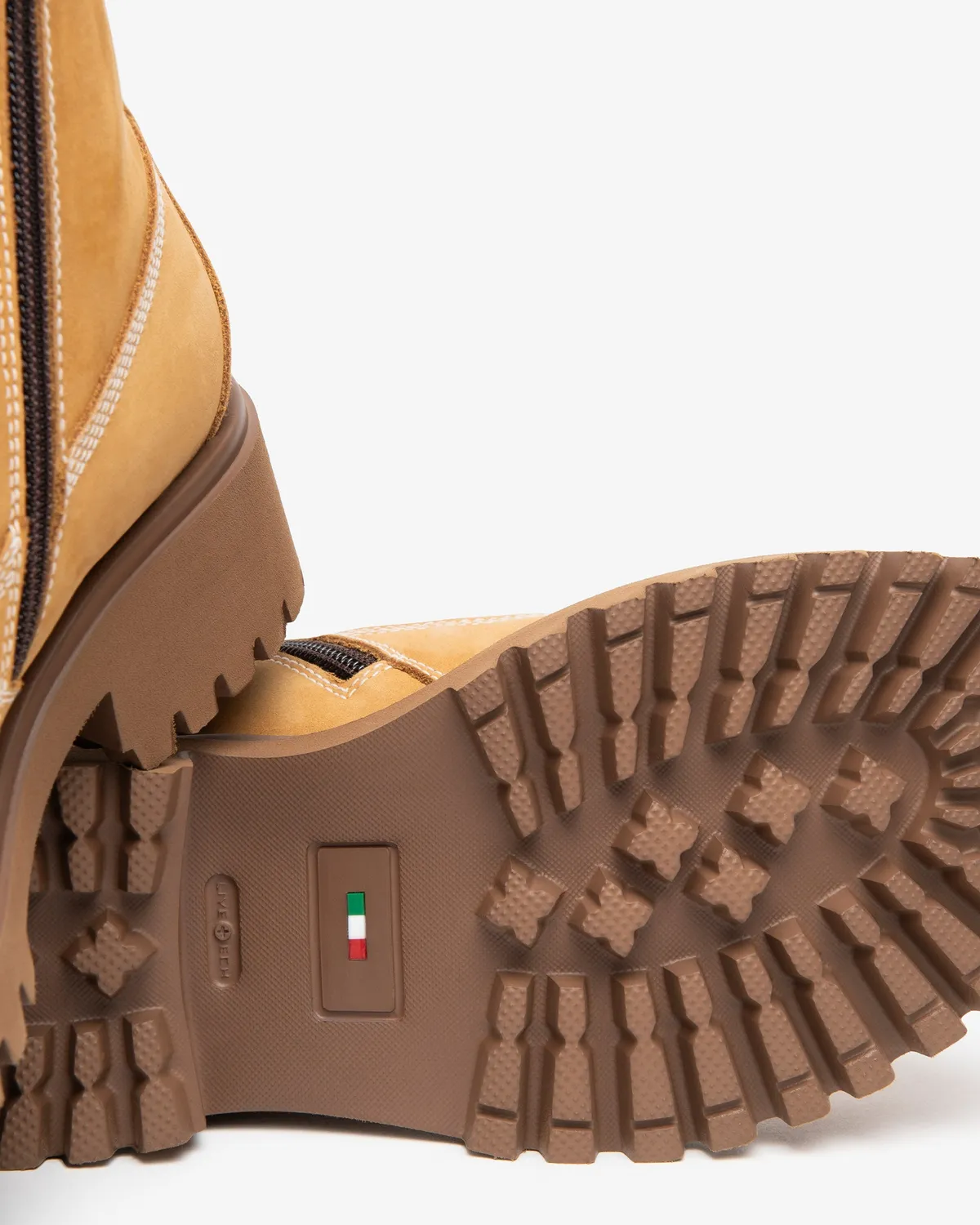 Ghete dama nubuck NeroGiardini cu blana 35-41