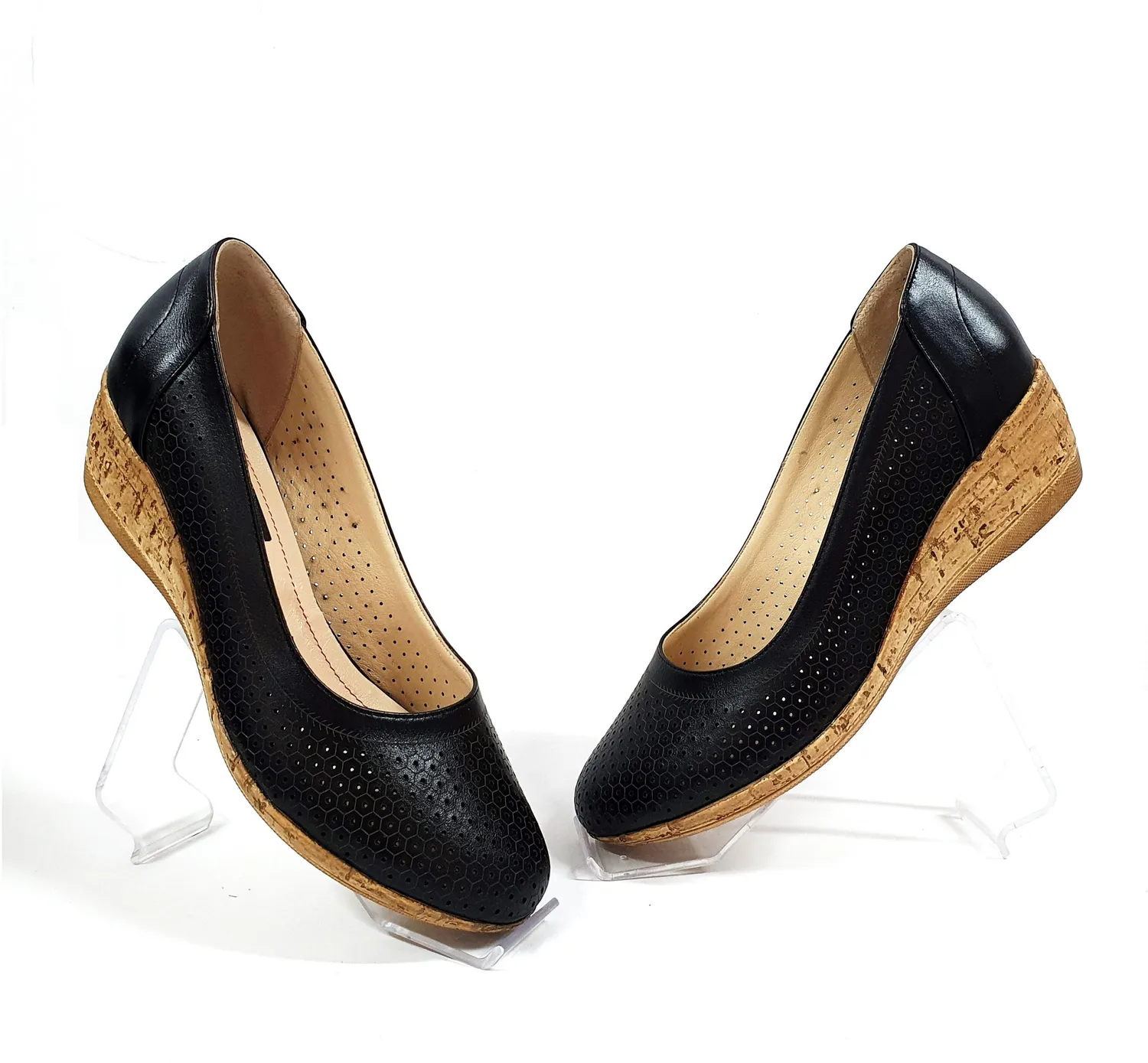 Catinca Shoes T2 N pantofi dama piele negru perforat