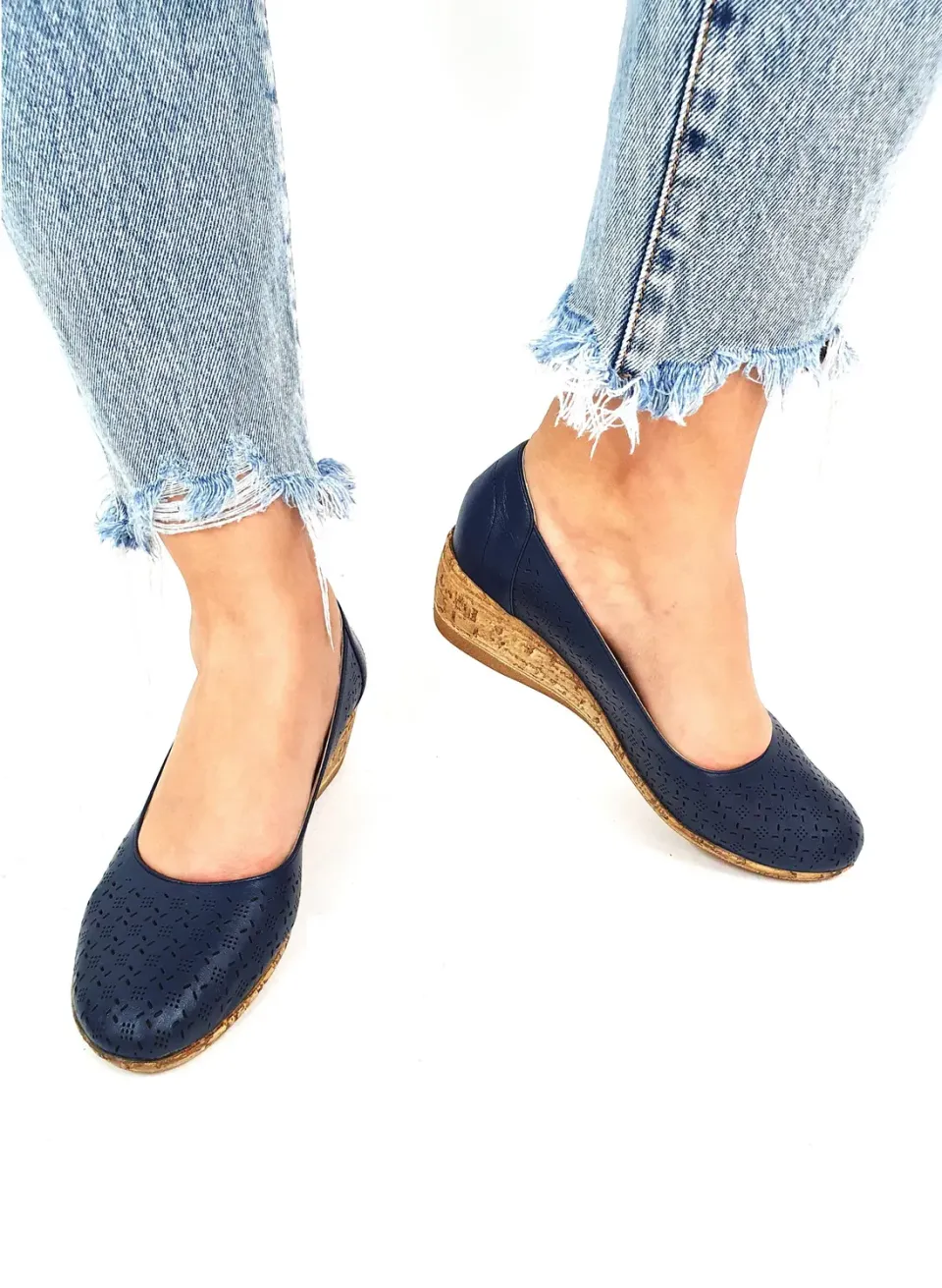 Catinca Shoes T15 BL pantofi dama piele bleumarin perforati