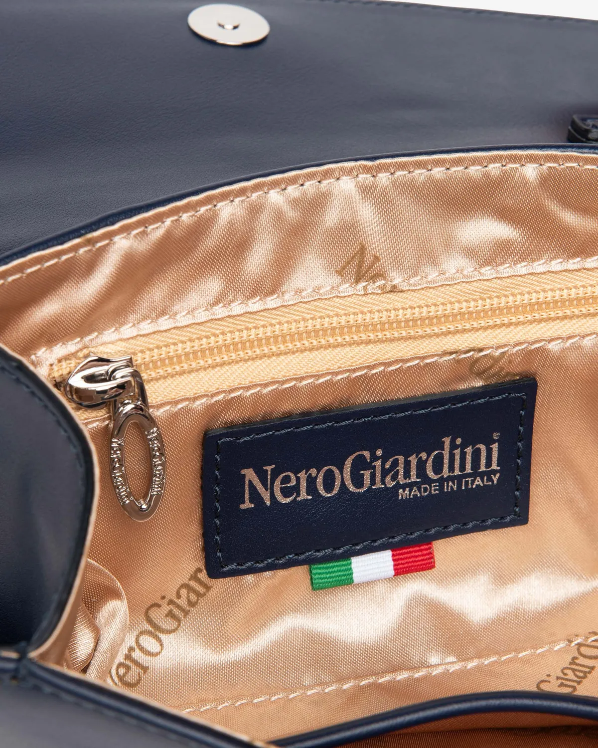NeroGiardini plic material tehnic dama Premium