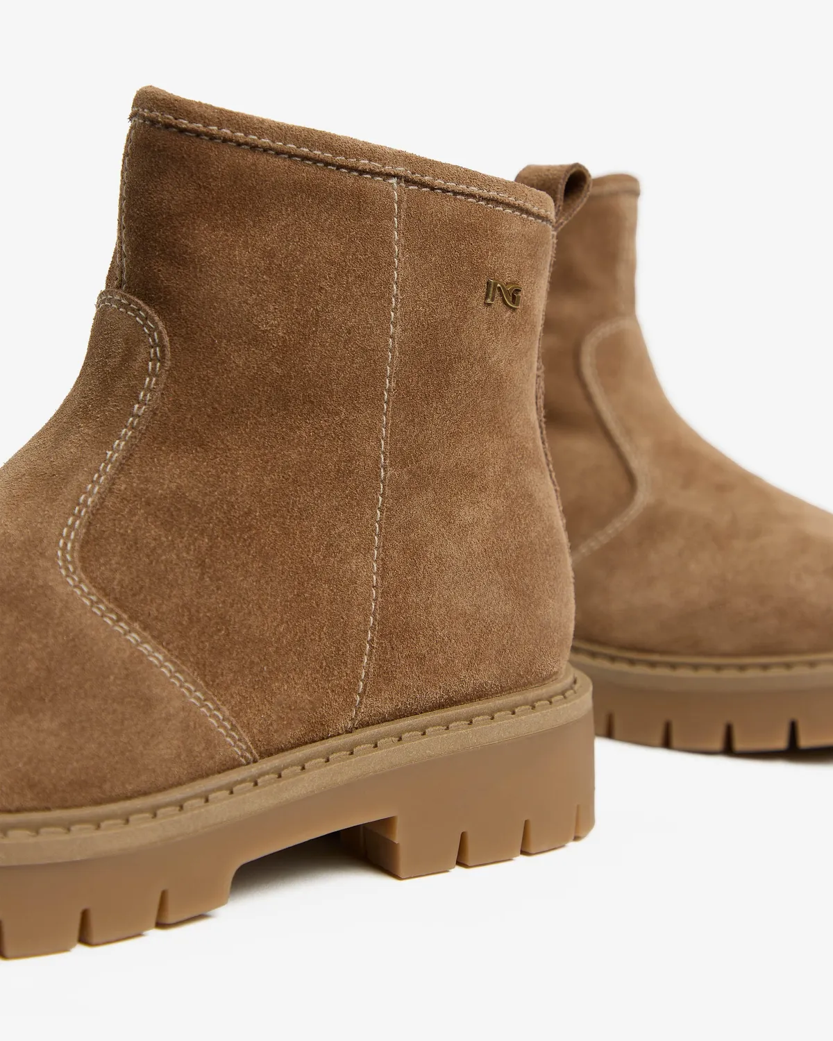 Botine fete piele intoarsa NeroGiardini Teen iarna