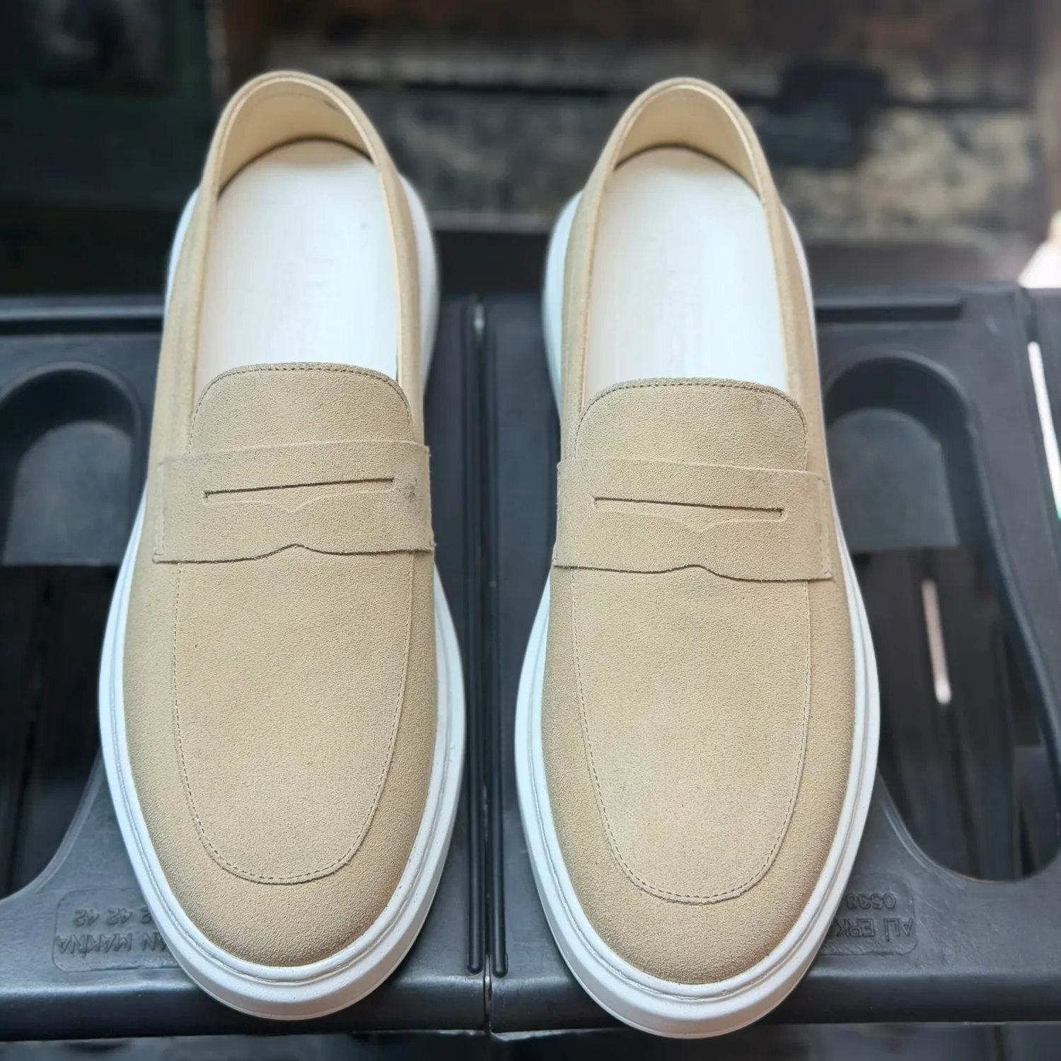 Lucas Shoes Ezra Bej loafers bej velur piele