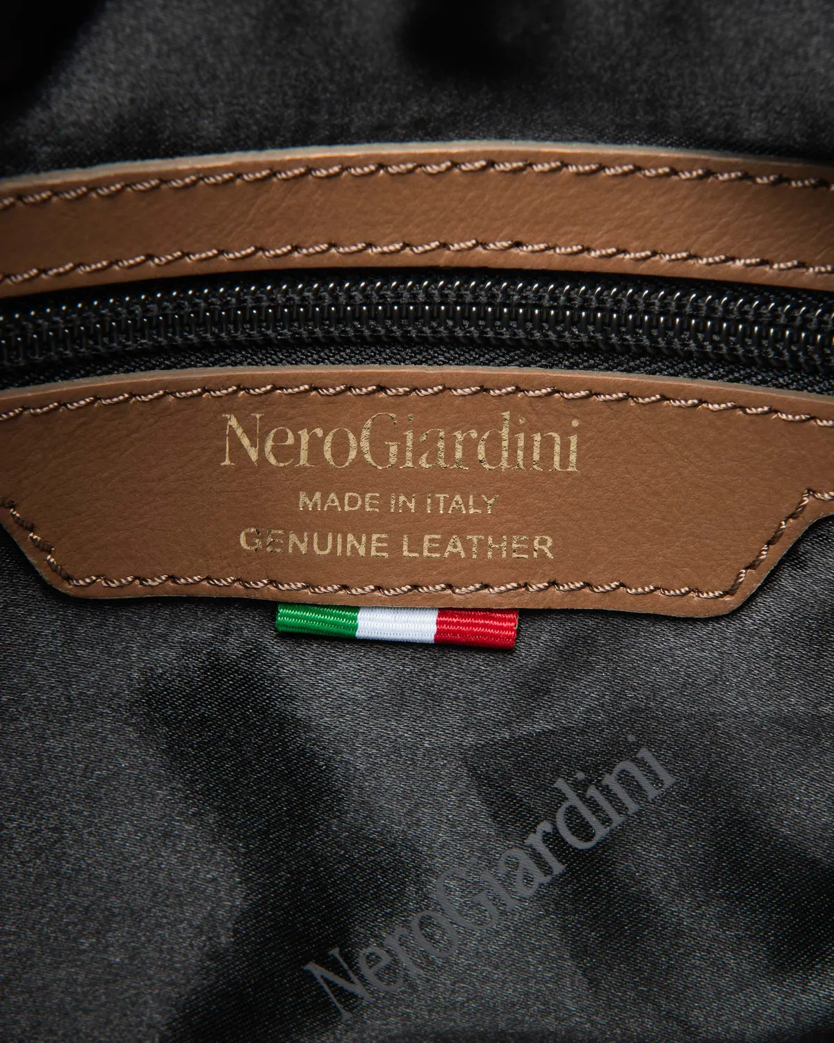 NeroGiardini Hobo geanta dama piele intoarsa toamna