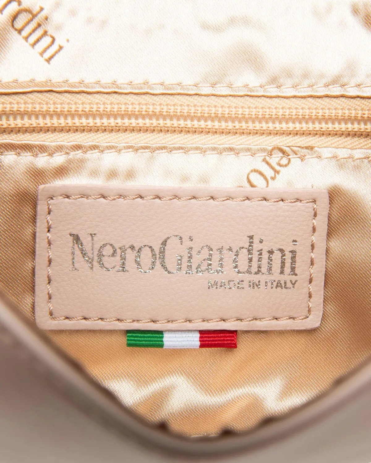 NeroGiardini Plic Dama Ocazie Colectia Premium