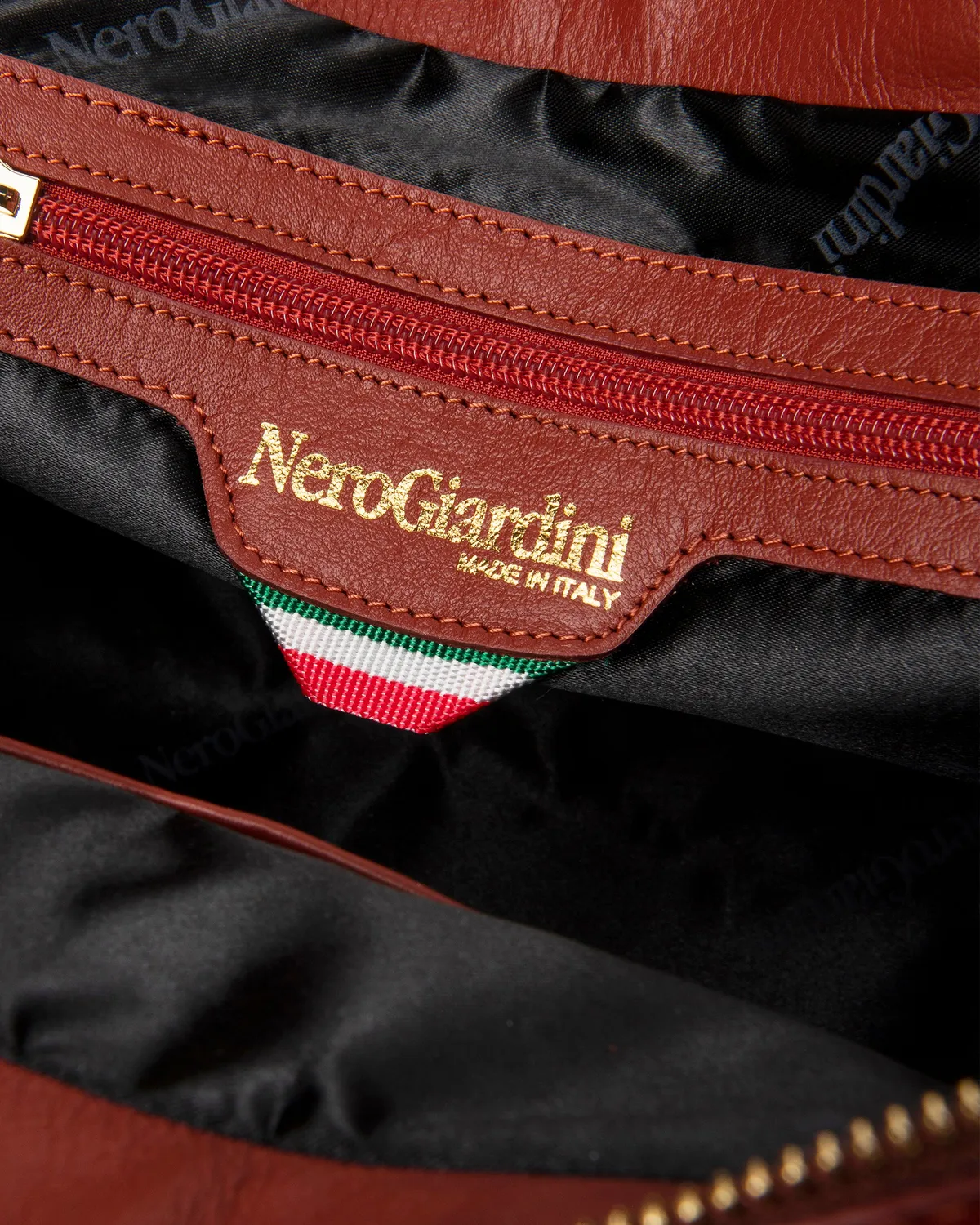NeroGiardini Frame geanta piele naturala dama