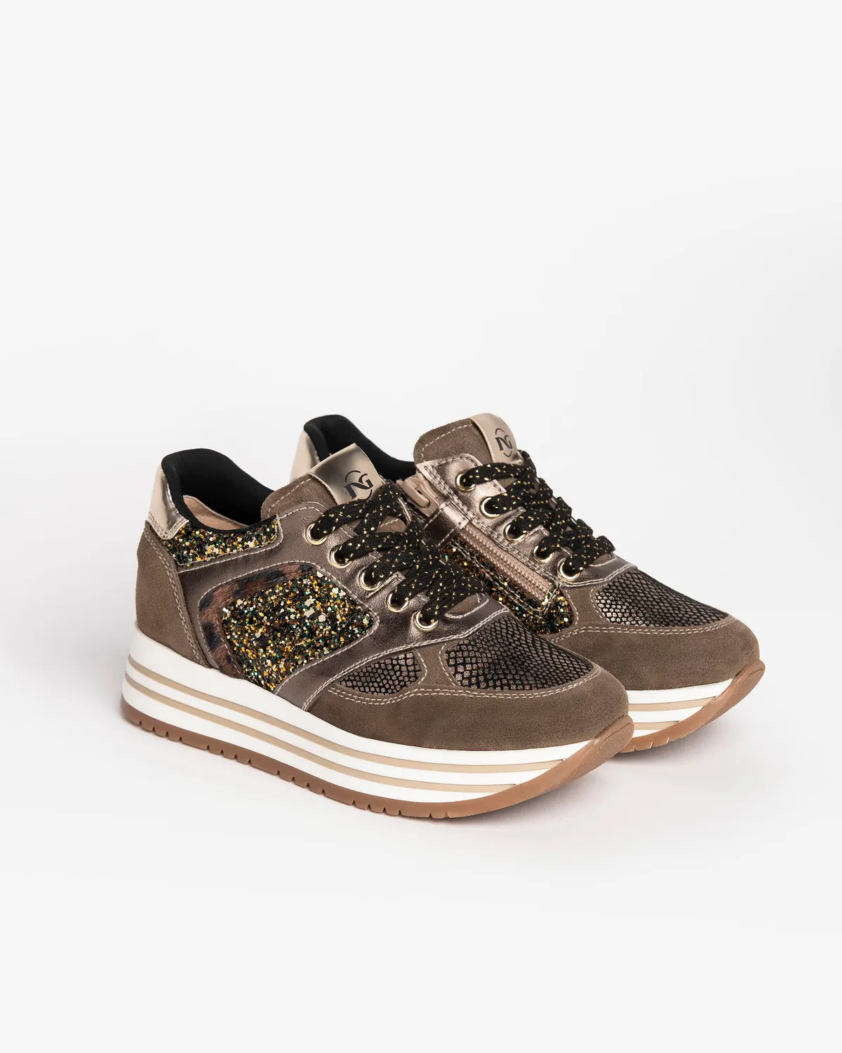 Sneakers fete NeroGiardini piele intoarsa